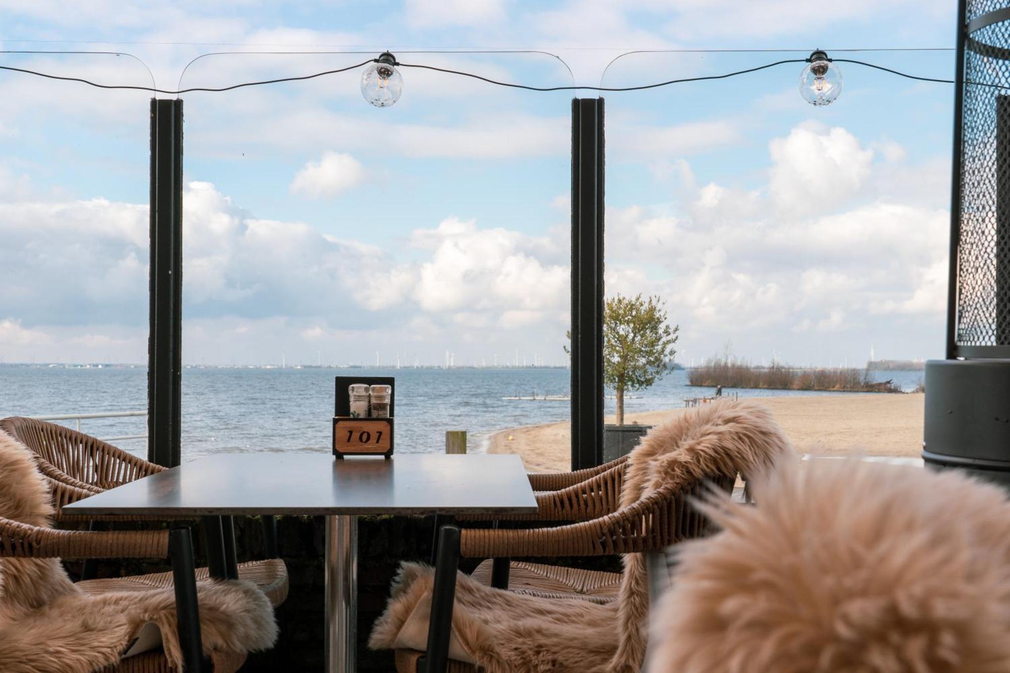 Restaurant & Hotel Monopole Harderwijk Εξωτερικό φωτογραφία